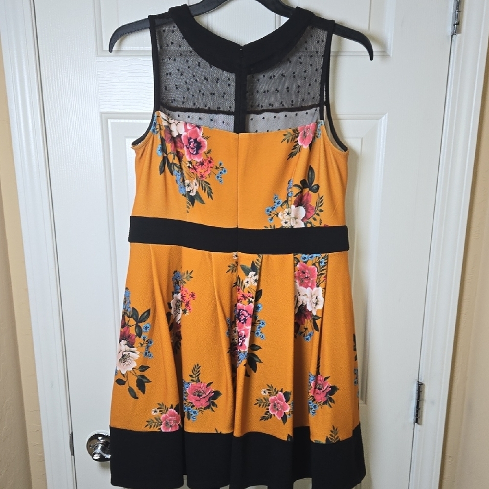 SMAK PARLOUR 2X MUSTARD FLORAL RETRO SWING DRESS TEXTURED LIGHTWEIGHT STRETCHY